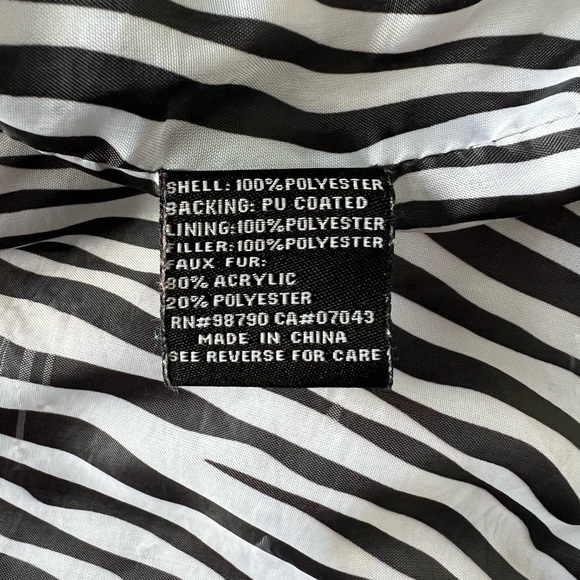 Dollhouse Women’s S Black Down Jacket - Picture 7 of 14